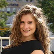 Übersetzerin (Englisch, Französisch, Deutsch, Italienisch) mit langjährige Erfahrung